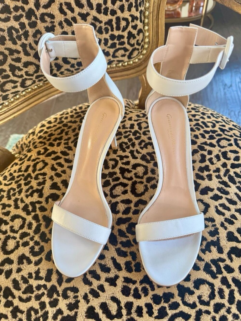 Gianvito Rossi White Leather Strappy Stiletto Heels Buckle Ankle Strap Open Toe
